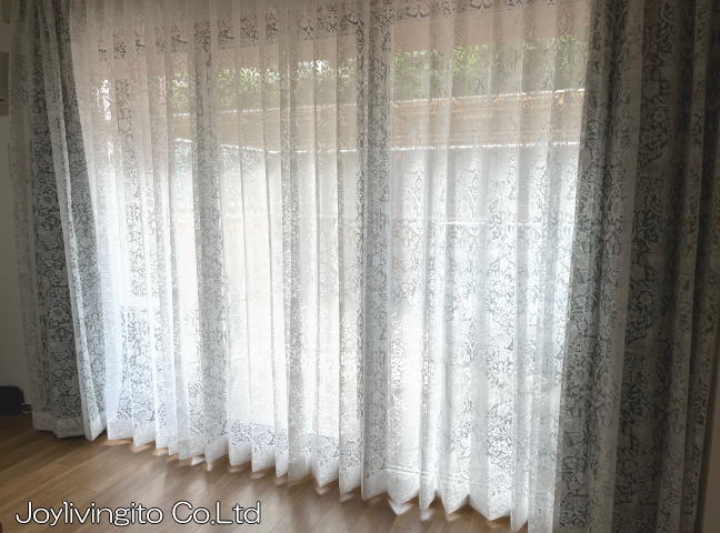 いちご泥棒シアー2倍ヒダオーダーカーテン納品(長岡京市住宅)