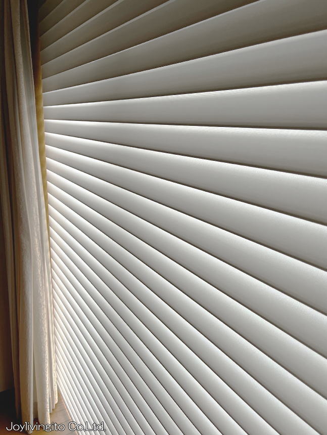 ハナリ（ニチベイ社）調光ロールスクリーン取付納品