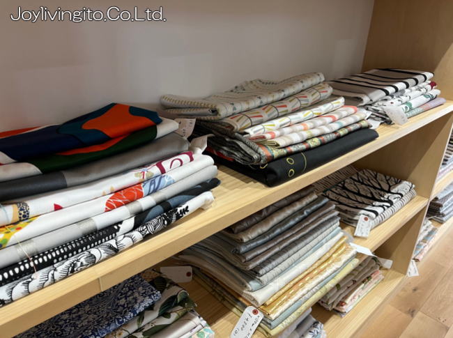 カーテンハギレ祭り開催(ジョイリビングイトオ)