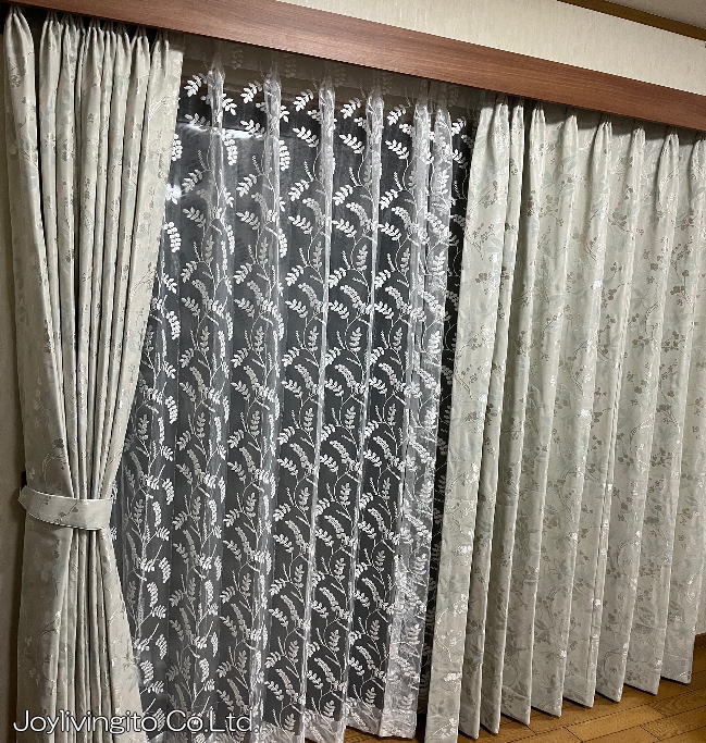 TOSO社カーテンレール、グラビエンス+オーダーカーテン（川島セルコン、マナトレーディング）納品