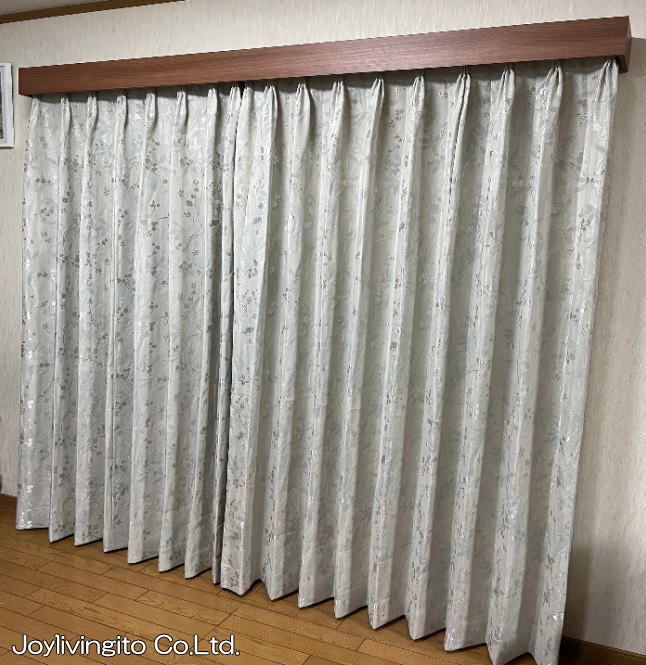 TOSO社カーテンレール、グラビエンス+オーダーカーテン（川島セルコン、マナトレーディング）納品