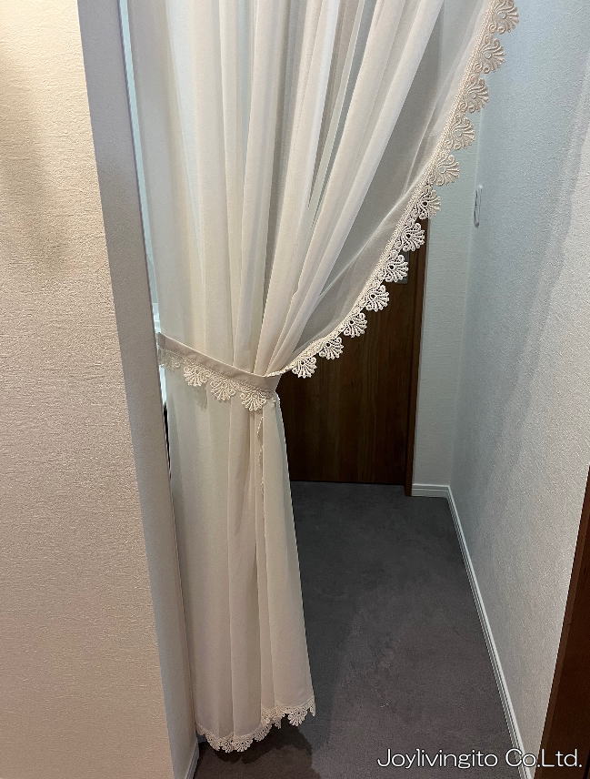 フリル付きのオーダーカーテン（長岡京市戸建て住宅）