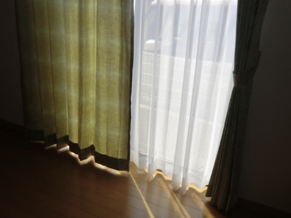 オーダーカーテン(2倍ヒダ、3つ山プリーツ)