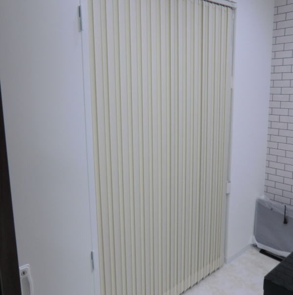 バーチカルブラインド(大阪府高槻市ご新築納品)